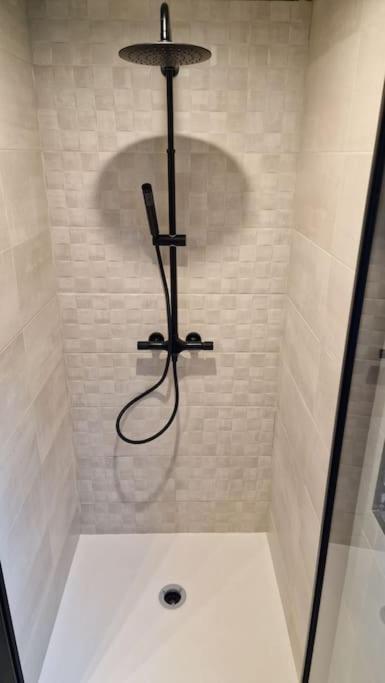 Appartement Ariege, Agreable T2 En Bord De Riviere à Val-de-Sos Extérieur photo